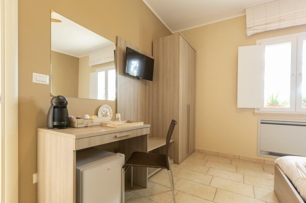 ברינדיזי Villa Adele B&B מראה חיצוני תמונה
